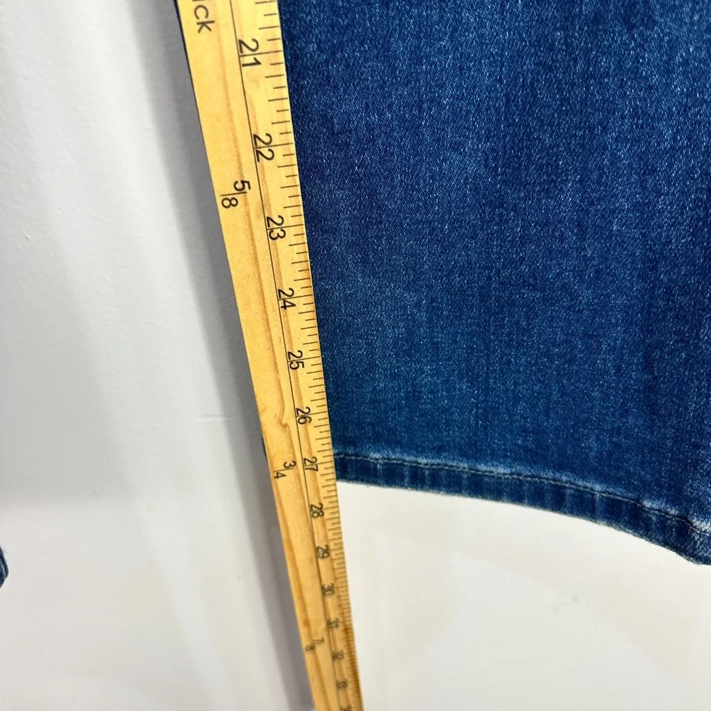 KanCan Jeans 7 27 Blue Denim Mid Rise Straight Slim Stretch Distressed‎ Casual